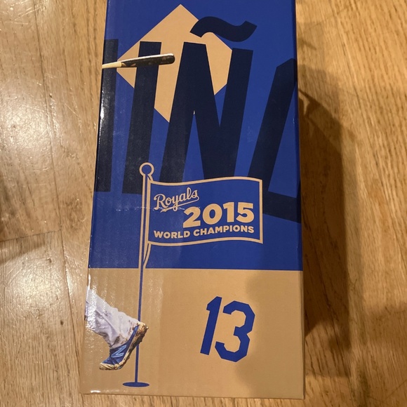 Collectible: KC Royals Bobblehead Salvador Perez 2015 World Series Champions - Picture 7 of 9